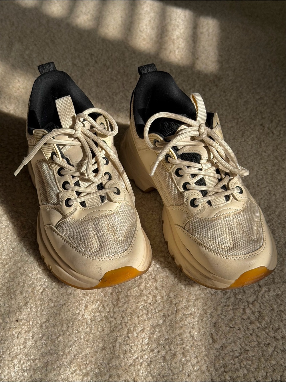 Zara Sports Shoes Woman Size 7
